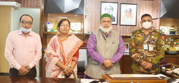 অদুল-অনিতা ট্রাস্টকে সুজন : মহাশ্মশান উন্নয়ণে ব্যক্তি ও প্রাতিষ্ঠানিক সহায়তা শুভ সামাজিক উদ্যোগ